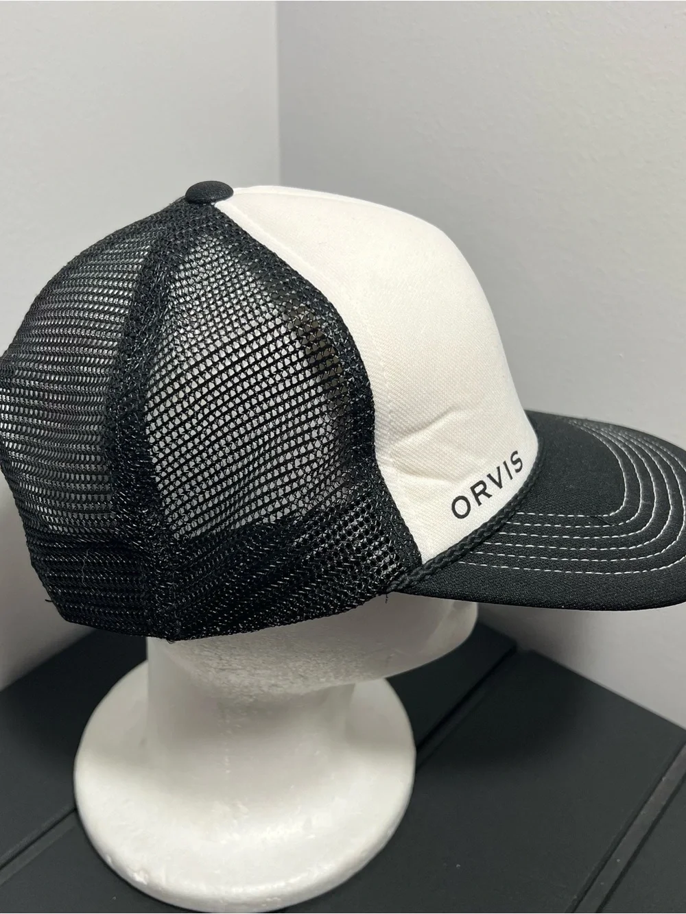 Orvis Water Bug Fishing White Black Mesh Snapback Trucker Hat Adult OSFA
